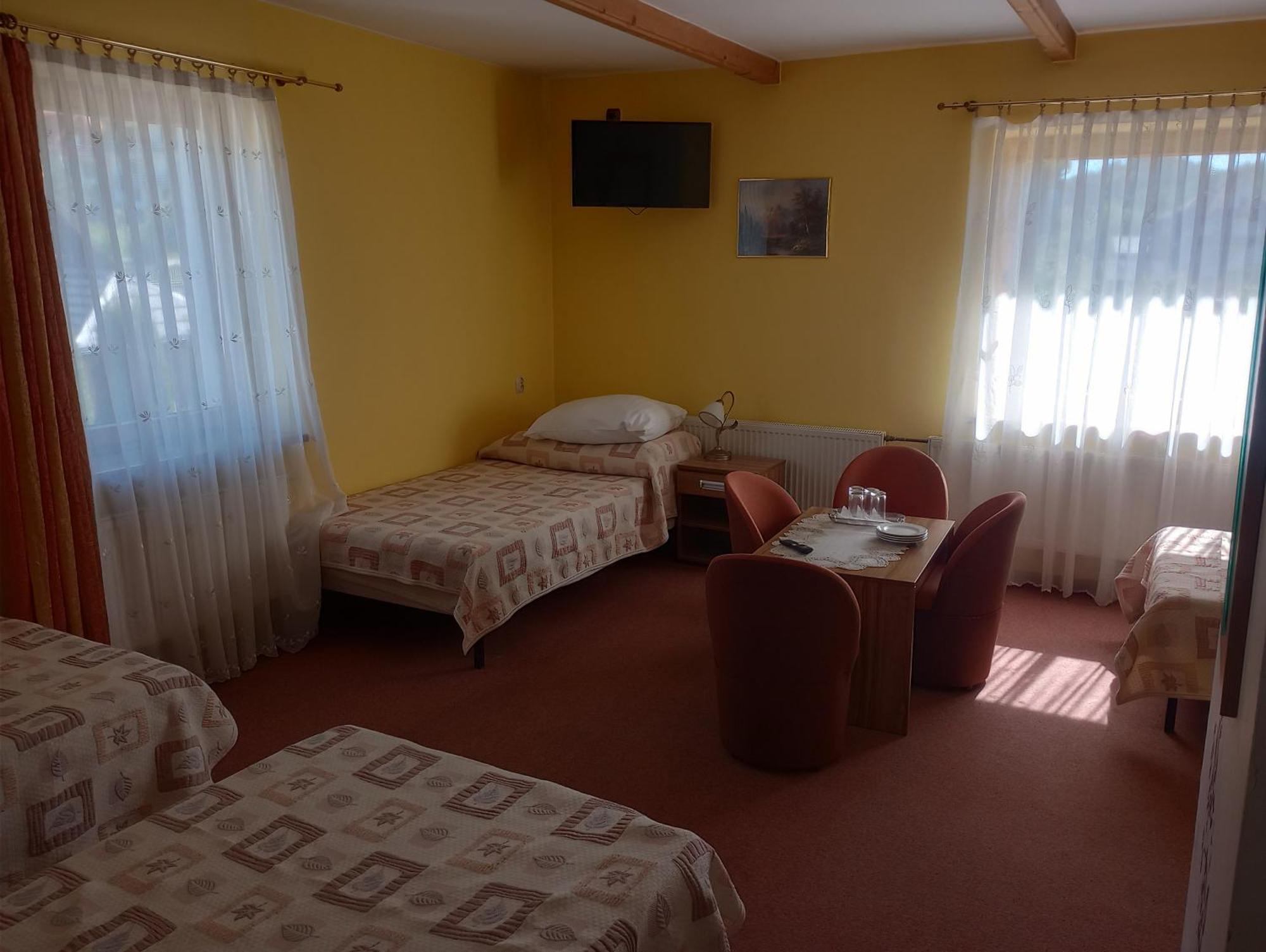 Hotel Goralski Raj Nowy Targ Bagian luar foto