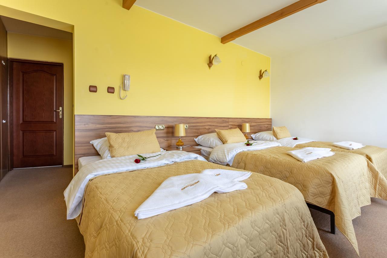 Hotel Goralski Raj Nowy Targ Bagian luar foto